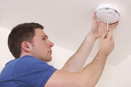 carbon monoxide dectector